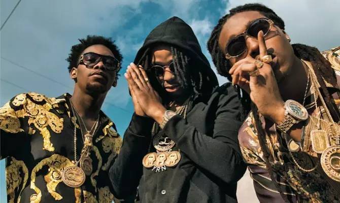 1 的说唱组合 migos,可以说是今年这波金丝眼镜趋势的领军人物.